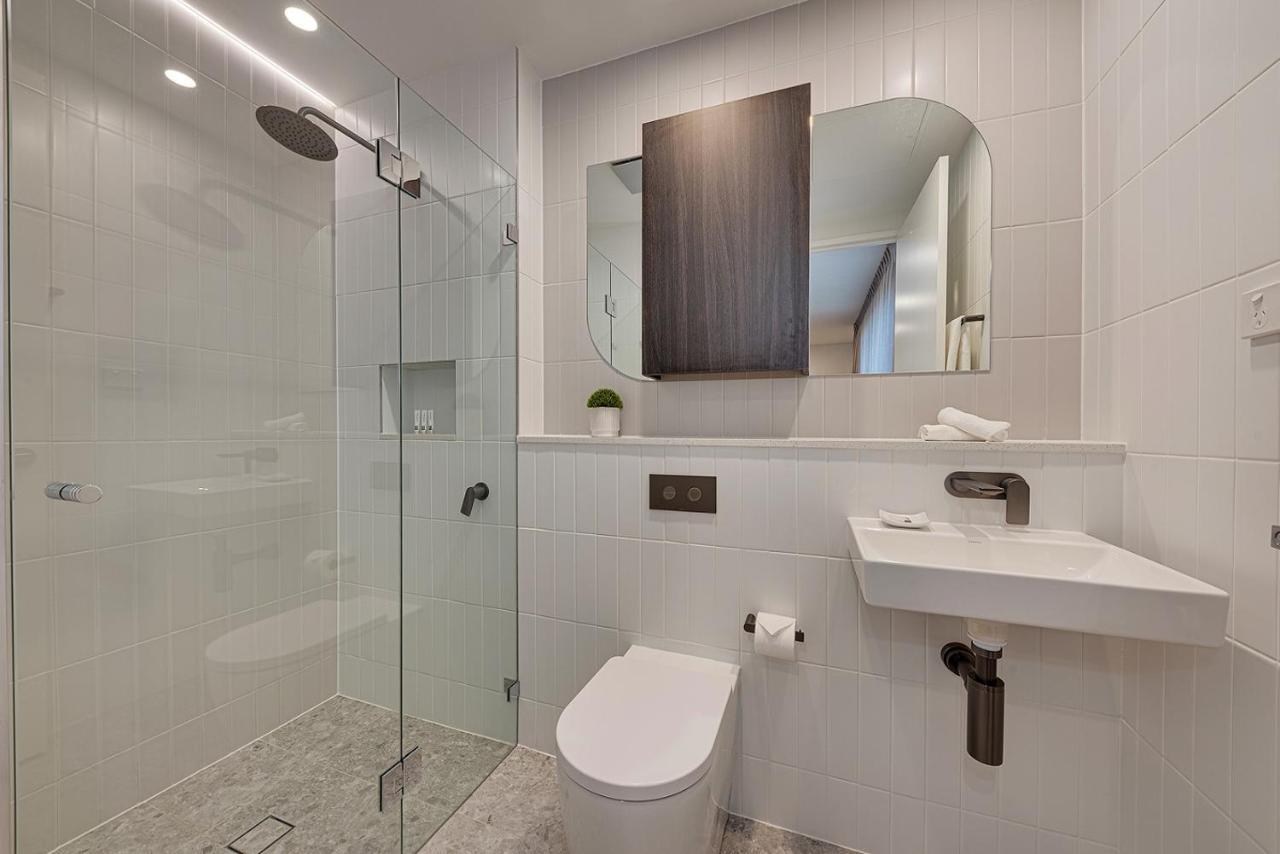 Littomore Suites Kingswood Penrith Extérieur photo